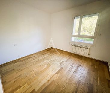 Location Appartement 4 pièces 84m² - Photo 3