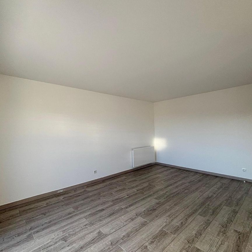 Location Appartement 2 pièces 43m² ANGERS 49000 - Photo 1