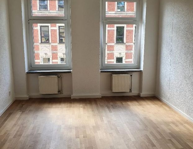 Neu renov. 5-Raumwohnung in Chemnitz/Bernsdorf sucht neue Mieter - Foto 1