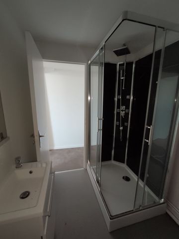 Location Appartement 1 pièce 30m² - Photo 4