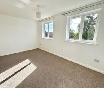 1 bedroom semi-detached house to rent - Photo 5