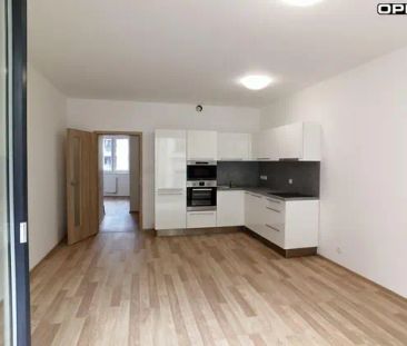 Podnájem velmi pěkného z části zařízeného cihlového bytu 2+kk s bal... - Photo 2
