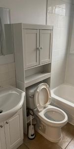 3 ET DEMI DISPONIBLE LE 1ER OCTOBRE 2025 - Photo 4