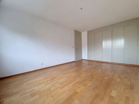 2 pièces au 6ème étage – Centre-ville de Martigny - Photo 5