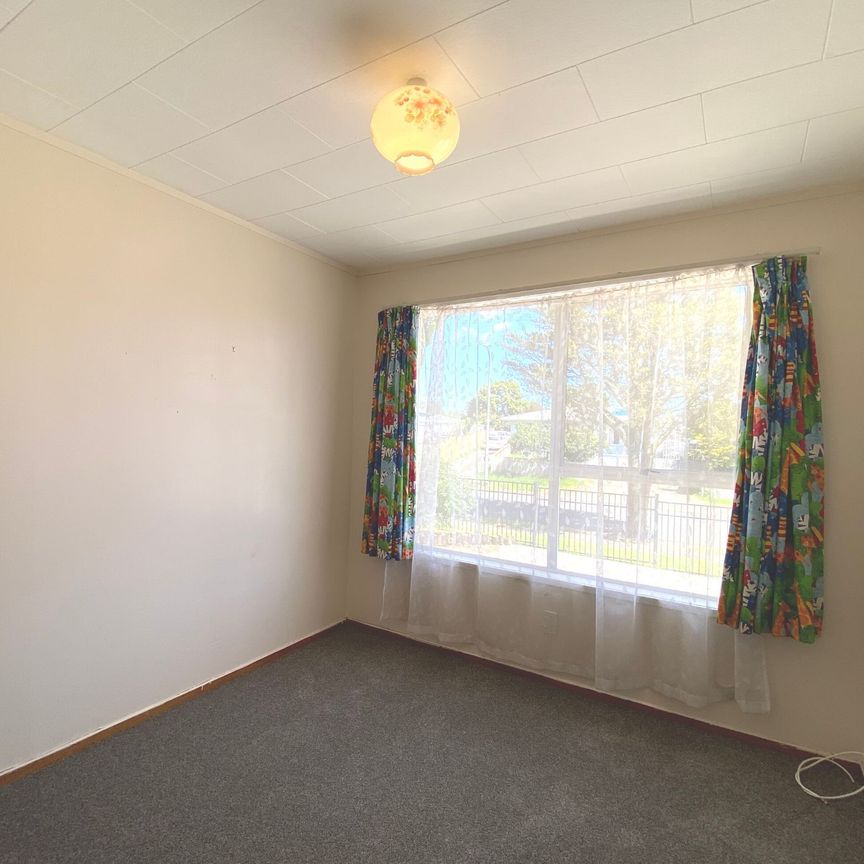 3 Bedrooms on Carbery Pl - Photo 1