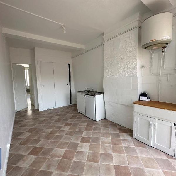 Location Appartement 1 pièce 34m² ST ETIENNE 42000 - Photo 1