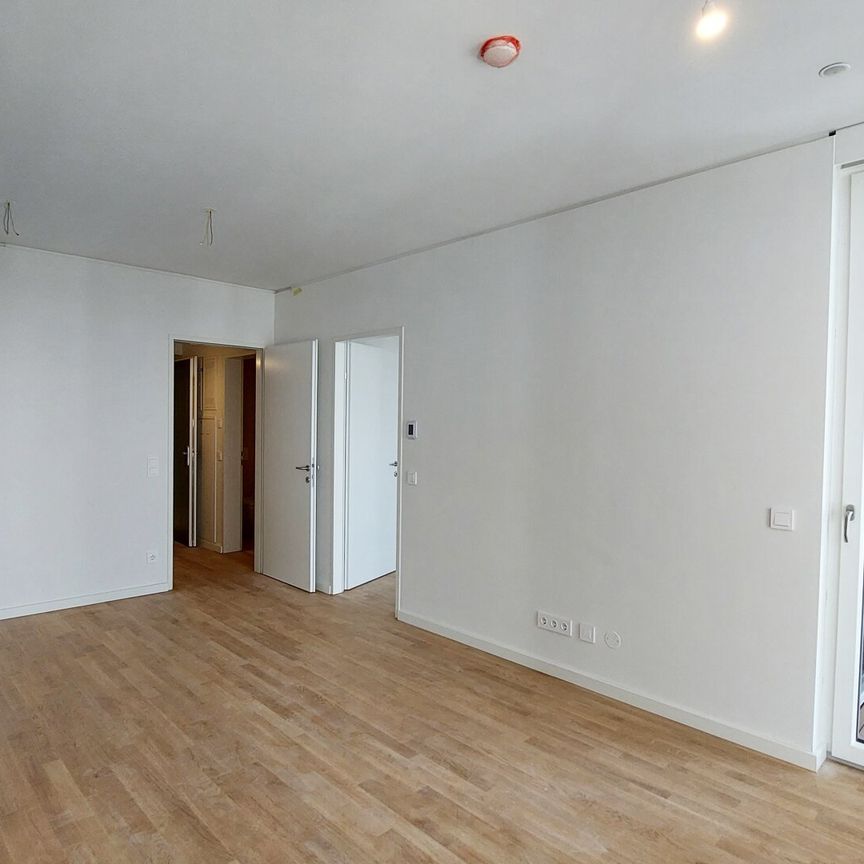 Erstbezug bei der U1 *Rooftop-Pool inklusive* - Photo 1