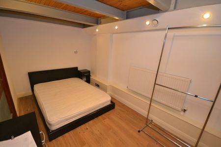 2 bed Apartment for Rent - Photo 3