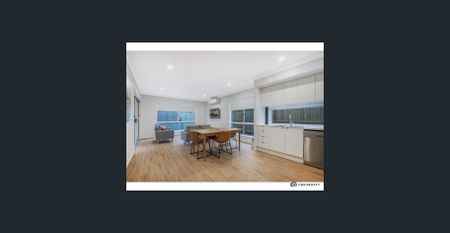 Private Room with Ensuite in Stylish Share Home – $310/week (Includes Electricity & Internet) - Photo 2