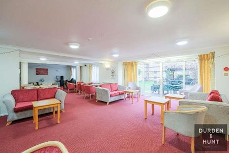 Beehive Lane, Ilford - Photo 3