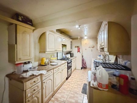 4 bedroom bungalow to rent - Photo 5