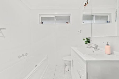 Practical Family Home in a Convenient Location - Photo 4