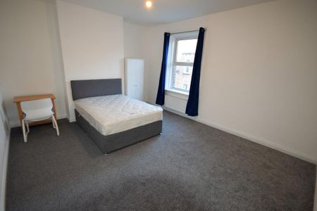 1 bedroom terraced house to rent - Photo 2