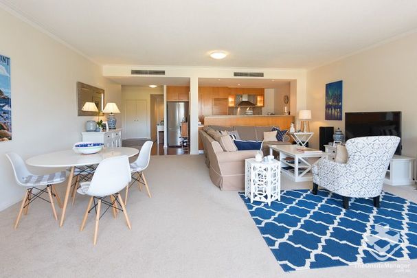 Riverfront with Private Courtyard & Garden - Break Lease - Photo 1