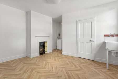 5 bedroom house to rent - Photo 2