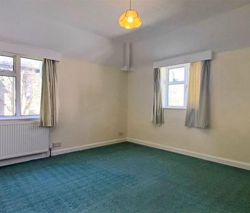 5 bedroom detached house to rent - Photo 5