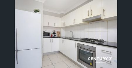 Stylish Apartment in a Prime Pendle Hill Location - Photo 5