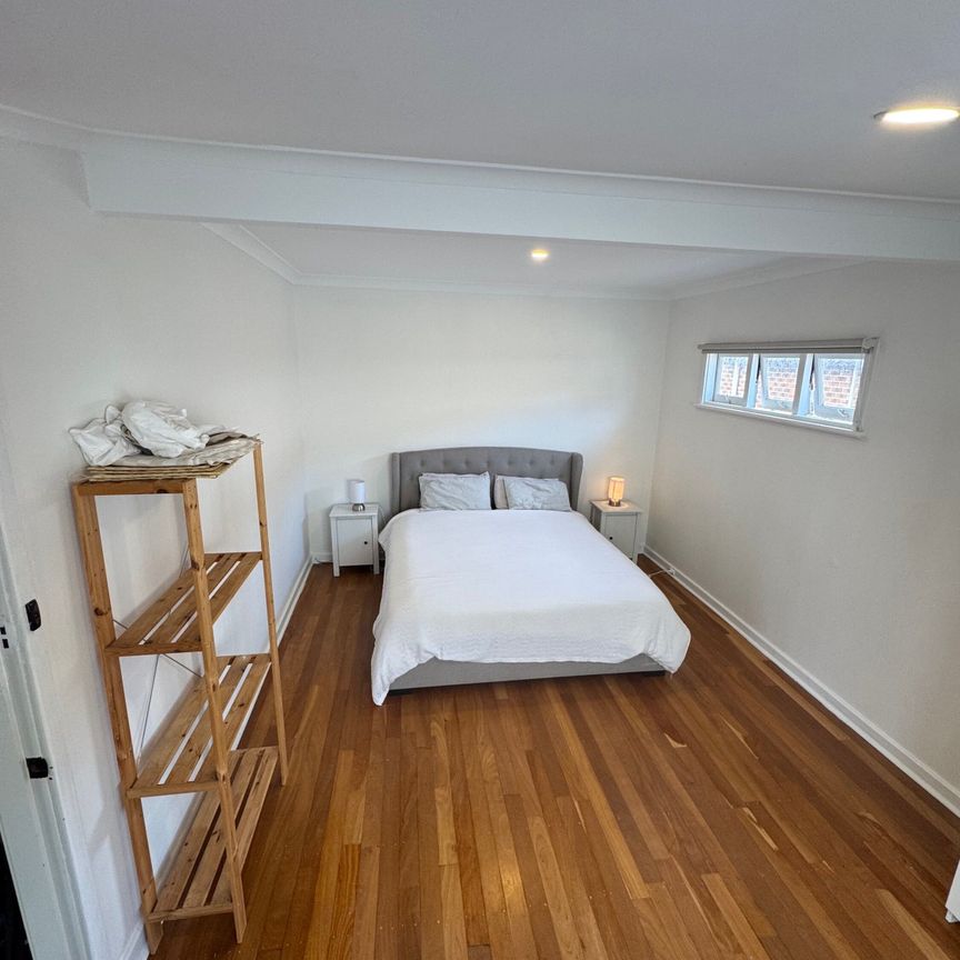 Scarborough - Photo 1