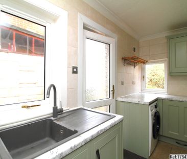 2 bed Semi-detached in Canterbury Road , Colchester, CO2 7RY - Photo 2