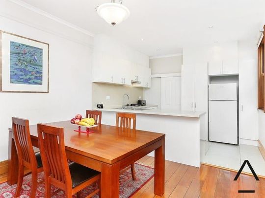 Perfectly positioned two bedroom terrace home - Photo 1