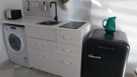 1-bedroom apartment for rent in Feria, bills included - Photo 3