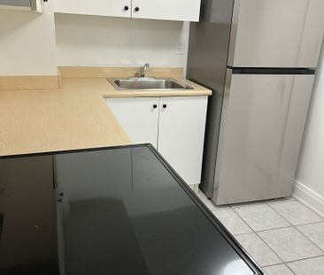 For Lease - 98 Frontenac Avenue Unit# 2, Toronto, Ontario - Photo 5