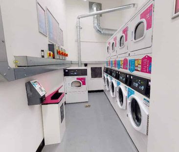 Two Bed Apartment - Photo 4