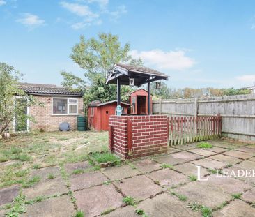 4 bedroom house to rent Strelley Avenue, NN3 - Photo 1
