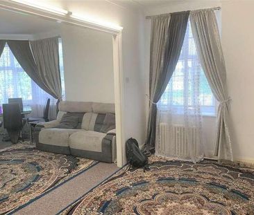 Vernon Court, Hendon Way, Childs Hill, NW2 - Photo 1