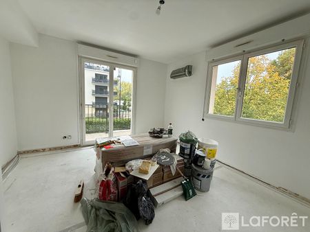 Appartement T4 Le Plessis-Trévise à louer - Photo 3