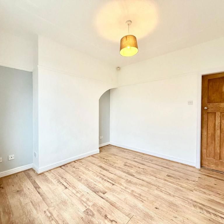 2 bedroom semi-detached house to rent - Photo 1