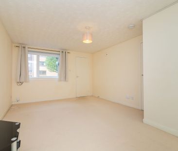 16 Fortingall Place - Photo 3