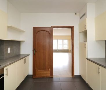 Appartement te huur - foto 3
