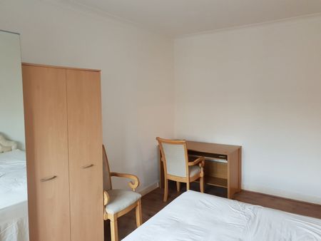 Room in a Shared Flat, Warwick Lodge, NW2 - Photo 3