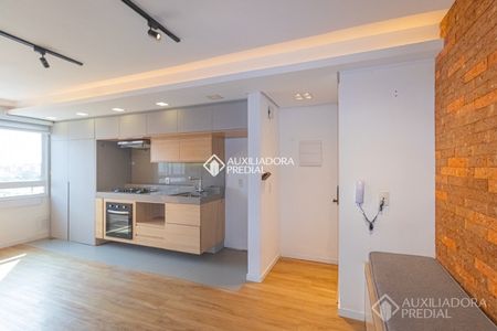 Apartamento com 2 quartos e 54m² para alugar em Fátima, Canoas. - Foto 2