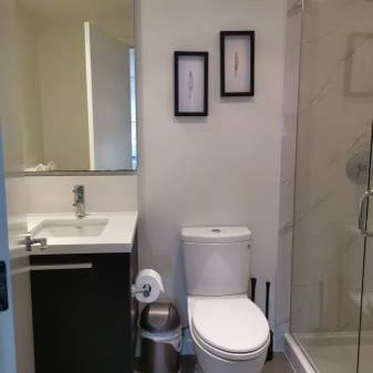 Fully Furnished Metrotown 2 Bedroom 2 Bathroom - Photo 3