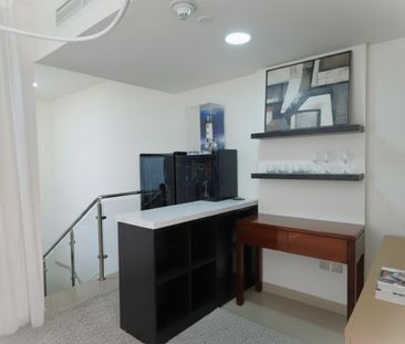 UPGRADED 2 BEDROOM DUPLEX FOR RENT | AZIZI PLAZA - Photo 4