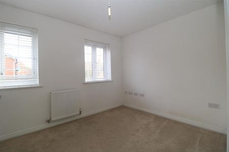 2 bedroom semi-detached house to rent - Photo 2