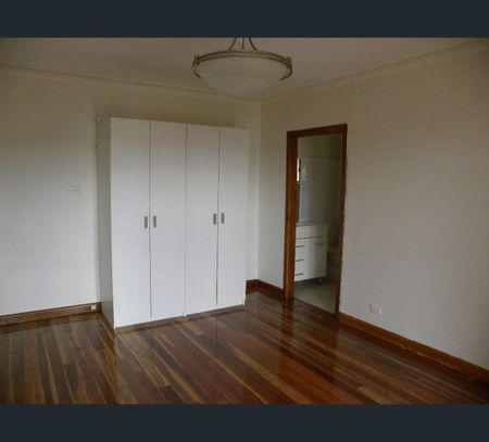 2/68 George Street, South Hurstville, NSW 2221 - Photo 3