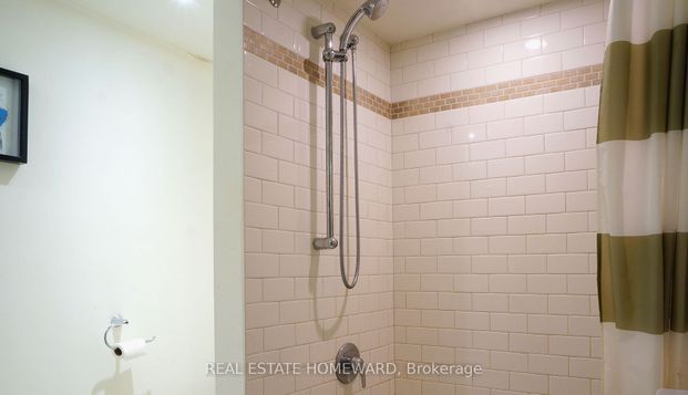 For Lease - 183 Beech Avenue Unit# Lower, Toronto, Ontario - Photo 1