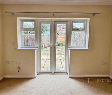 2 bedroom house to rent Beechwood Avenue, New Milton, BH25 - Photo 1