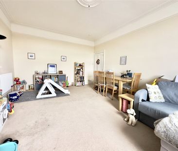 2 Bedroom - Photo 2