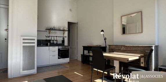 Location Appartement 2 pièces 42m² BORDEAUX 33000 - Photo 2