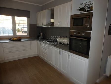 Tastefully Done Five Bedroom House - BSB - Photo 3