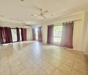 STYLE, SPACE & BRAND NEW CARPETS – READY FOR YOU - Photo 1