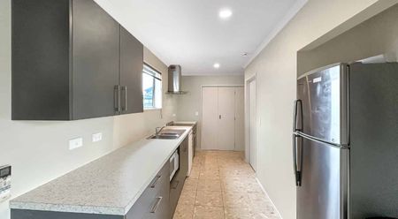 Avenal 2 Bedrooms - Photo 4