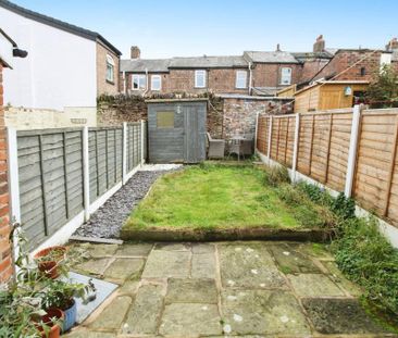 2 bedroom terraced house to rent - Photo 3