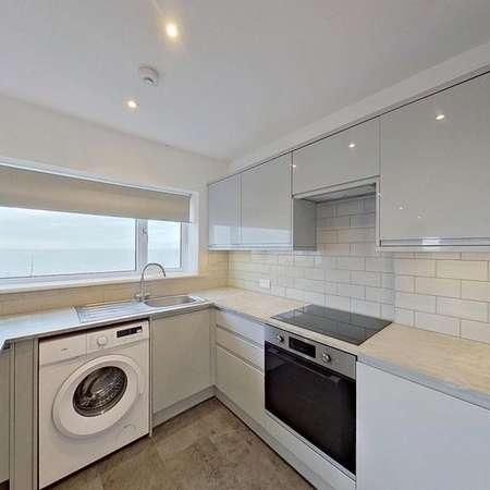 Beacon Avenue, Herne Bay, CT6 - Photo 1