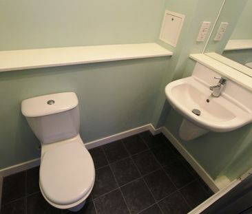 2 Bedroom Property To Rent - Photo 6