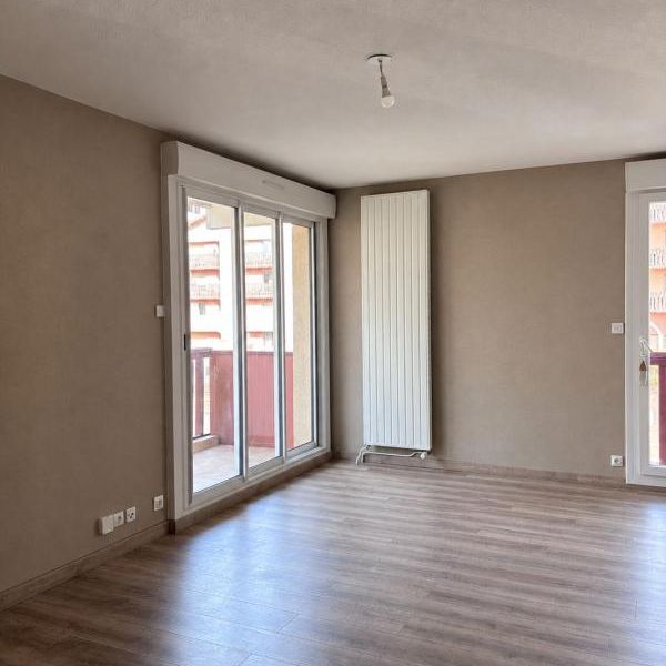 Location Appartement 2 pièces 57m² DAX 40100 - Photo 1